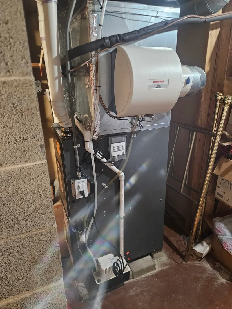 Carrier AC Install project in Roseville, Minnesota, photo 1 of 12