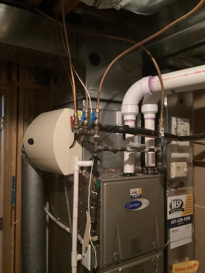 Carrier AC Installation project in Chaska, Minnesota, photo 1 of 9