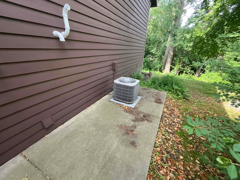 Carrier AC Installation project in Lakeville, Minnesota, photo 1 of 4