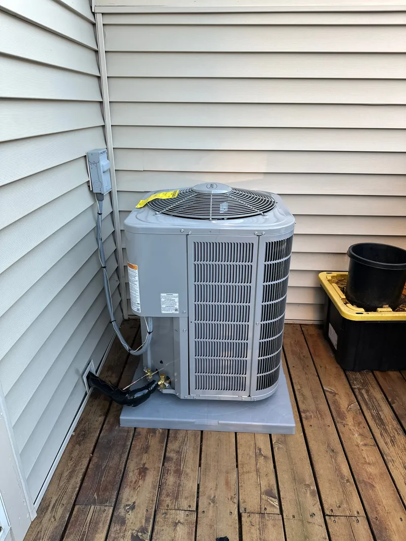 Furnace and AC Install project in Eden Prairie, Minnesota, photo 1 of 2