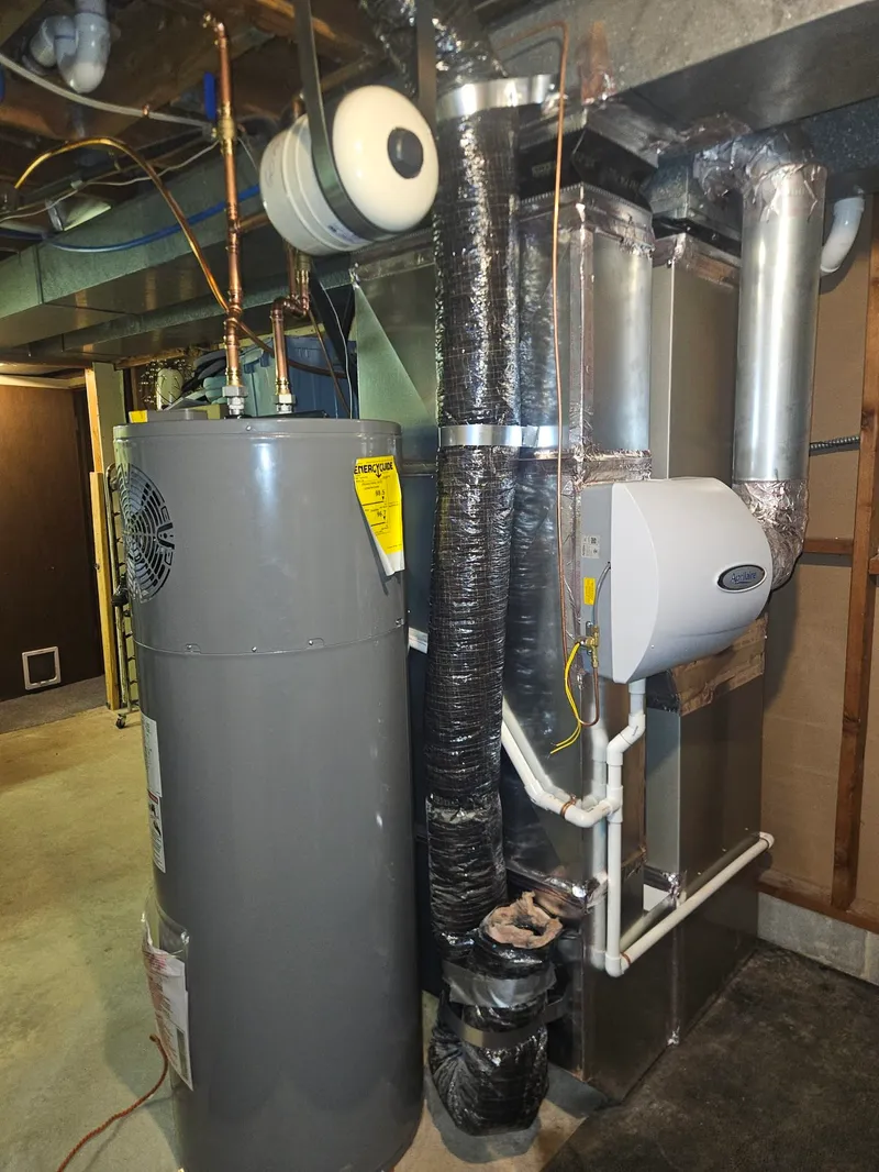 Furnace and Heat Pump Install project in Shoreview, Minnesota, photo 1 of 9